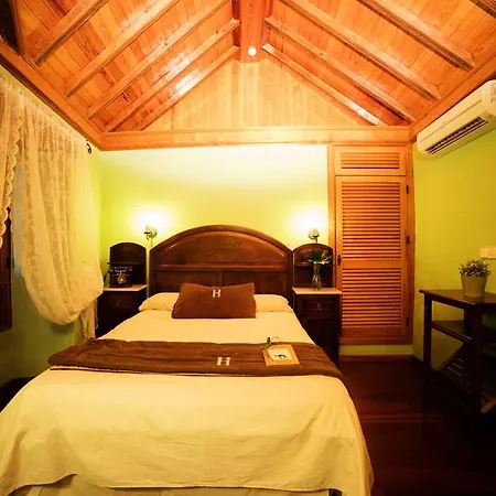 Rural Casa De Camellos *