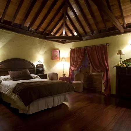 Rural Casa De Camellos