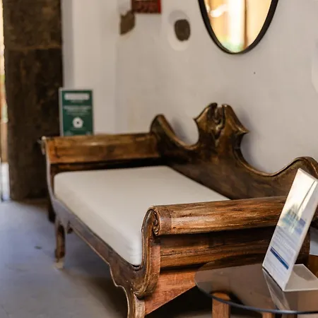 Rural Casa De Camellos