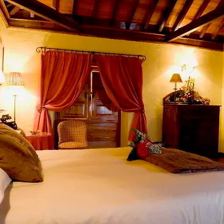 Rural Casa De Camellos Country house